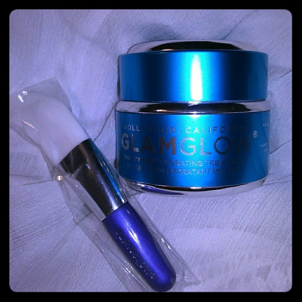 **SOLD**Glam Glow Thirsty Mud Masque